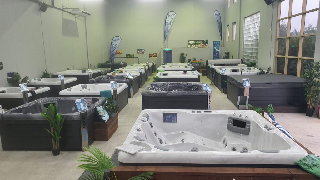 Spa and Swim Spa Showroom Splashes Spa World